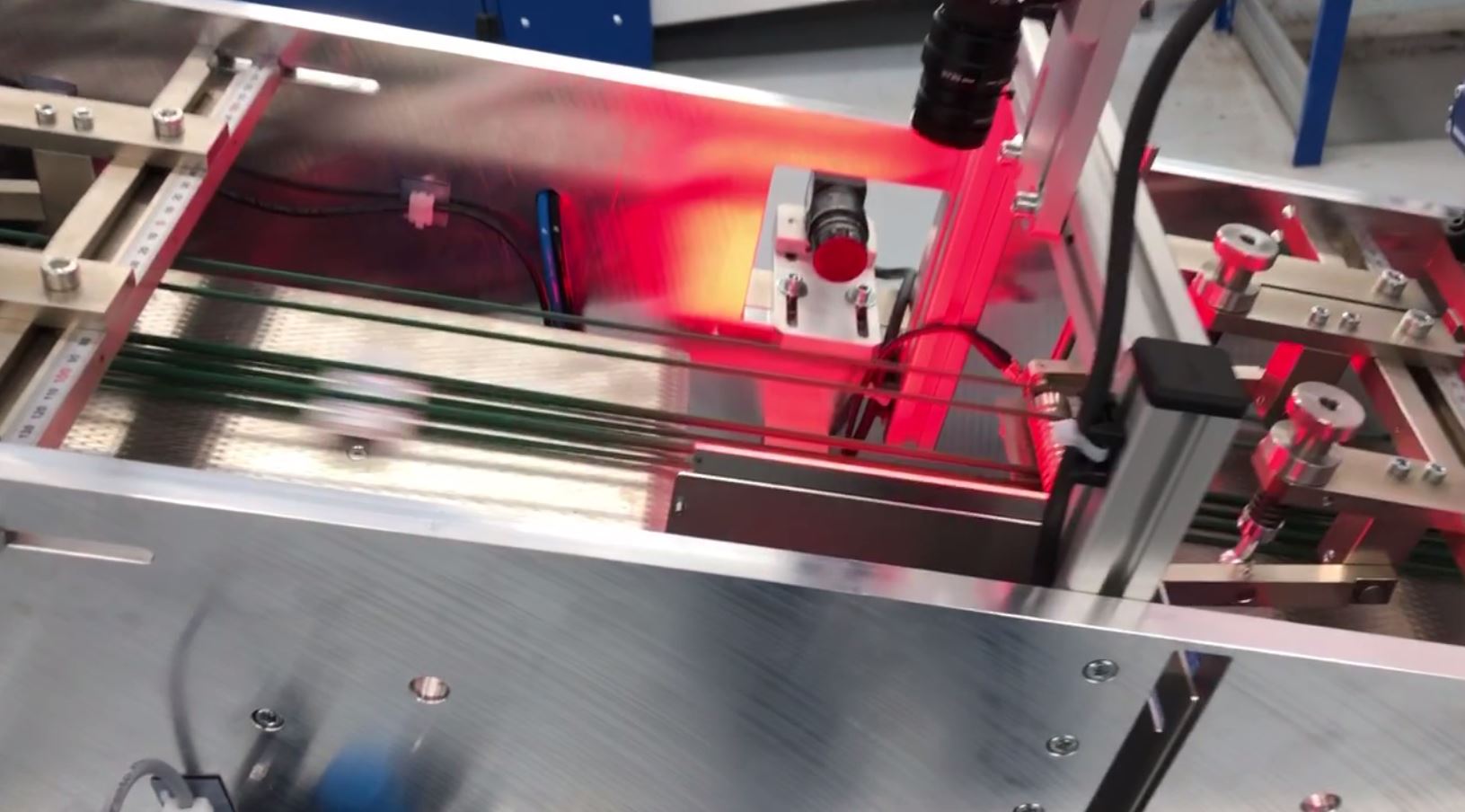 Automated Tray Packing for New and Legacy Systems MBO America